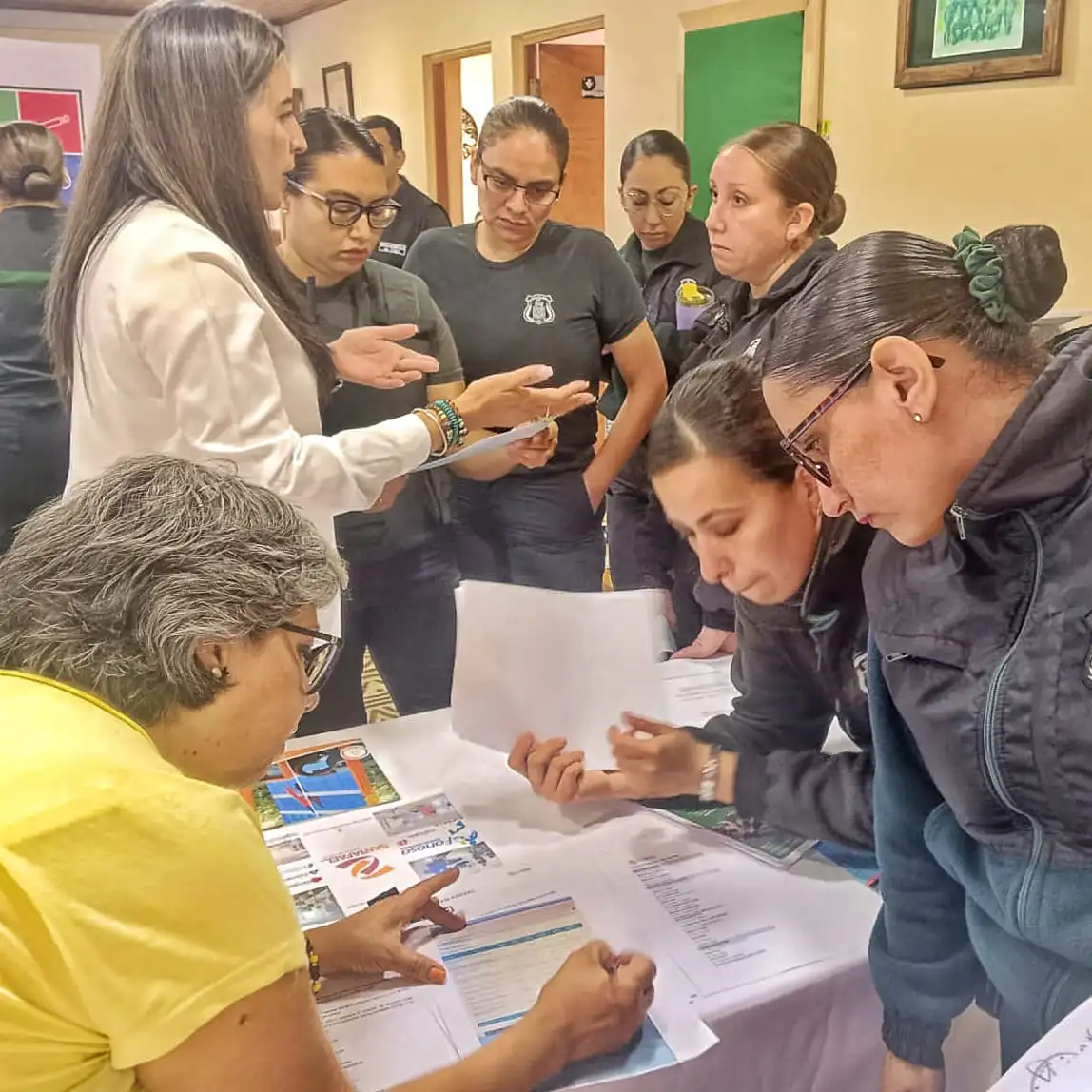 Titular: Feria de salud acercó prestaciones médicas a funcionarias de Gendarmería